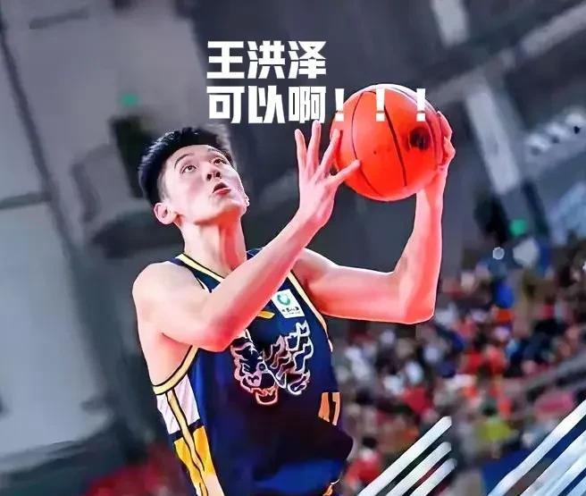 等了那么多年
终于等到了
每一年广东宏远这个位置都被人欺负，没办法只有大飞一个人
