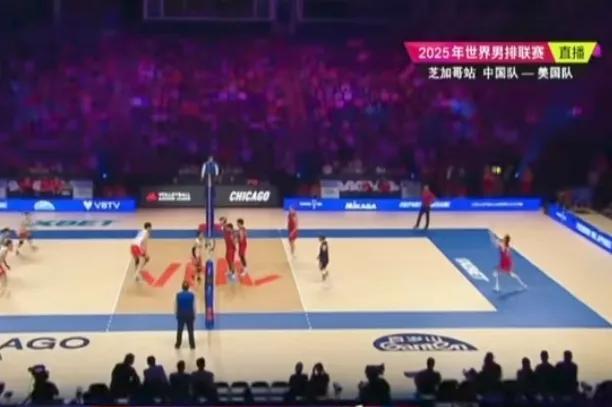 中国男排客场对战美国男排，
这可是一场焦点大战！
2025年世界男排联赛，
美国