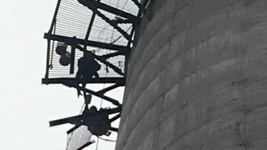 烟囱转梯平台安装工程圆满竣工 赋能高空高效作业