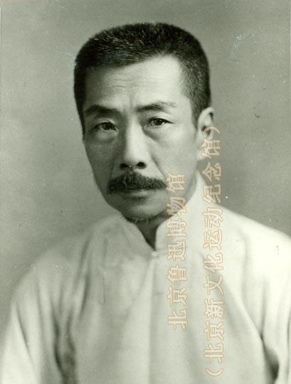 最深入本质的一段话：
“只要人还在地球上活着，别指望公平公正，只要灵魂还在肉体上