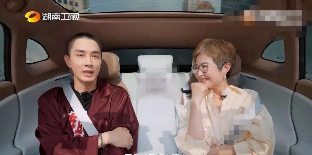 张泉灵问李承铉：“你们还有再生一个的计划吗？”
李承铉马上肯定的回答：“没有。我