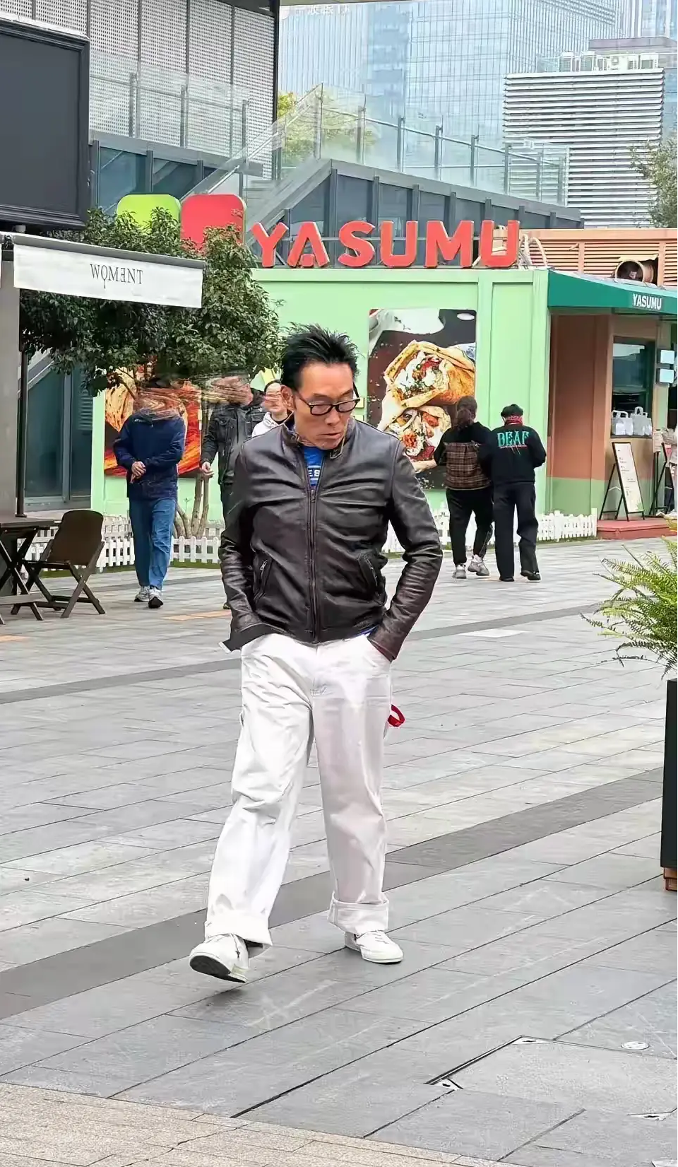 一句话形容你认识他！！！