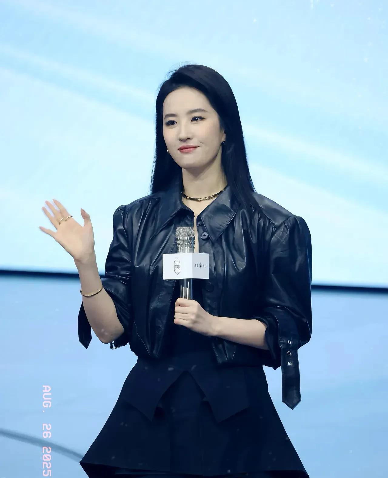 #你觉得宋承宪错过刘亦菲可惜吗#
我最近总有种强烈的预感
宋承宪这辈子，大概率是