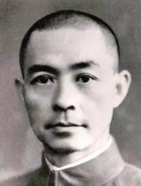 1939年，张自忠尖刀队，夜袭了在南京大屠杀中作恶的13师团，看到穿着裹裆布的男