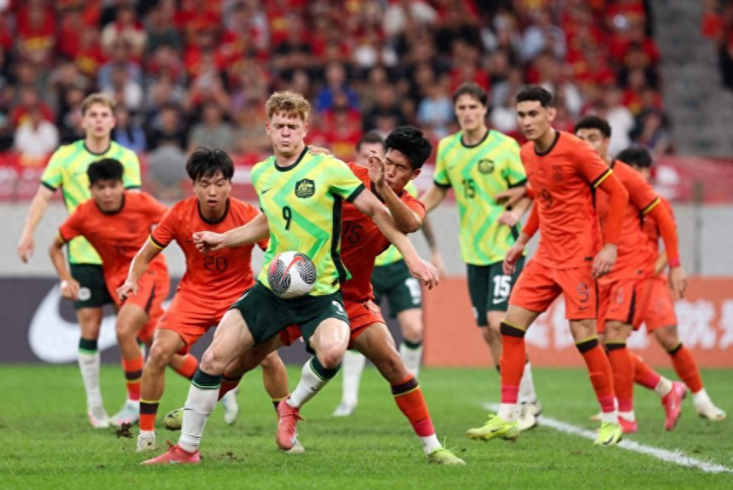 U23亚洲杯预选赛第3轮在西安国际足球中心展开角逐，中国队主场迎战澳大利亚。上半