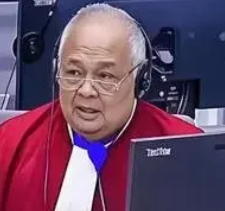 从现在情况来看，老杜基本上是没事了，反观小马基本上是摊上大事了！

海牙国际刑事