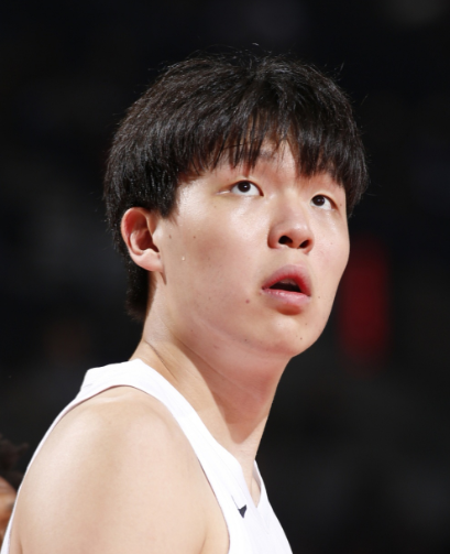 杨瀚森或者罗威可能已成为交易筹码，甚至已经达成初步意向
从昨天到现在，一共有三件