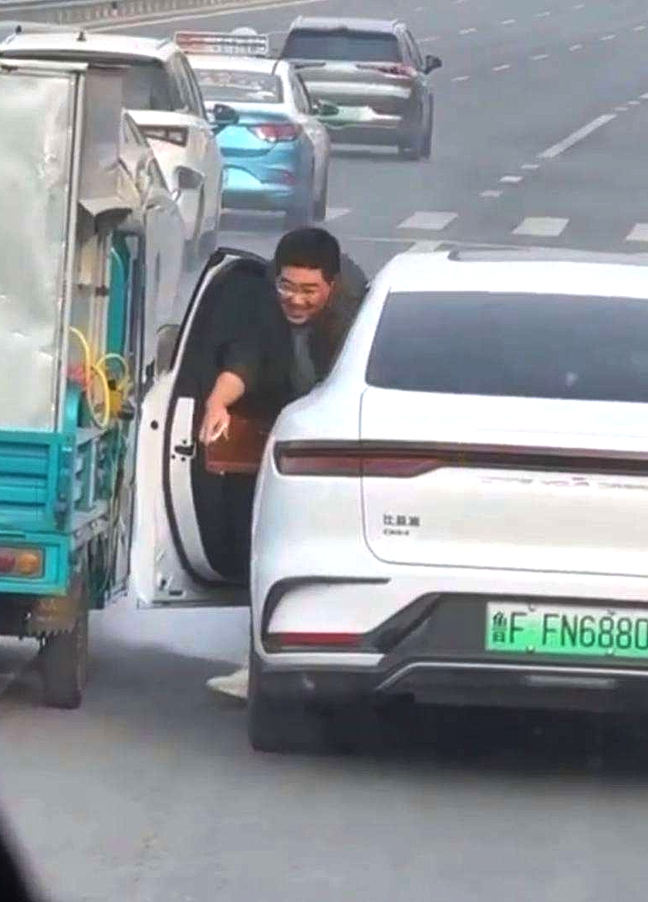 车主：好开心，又可以免费换新车