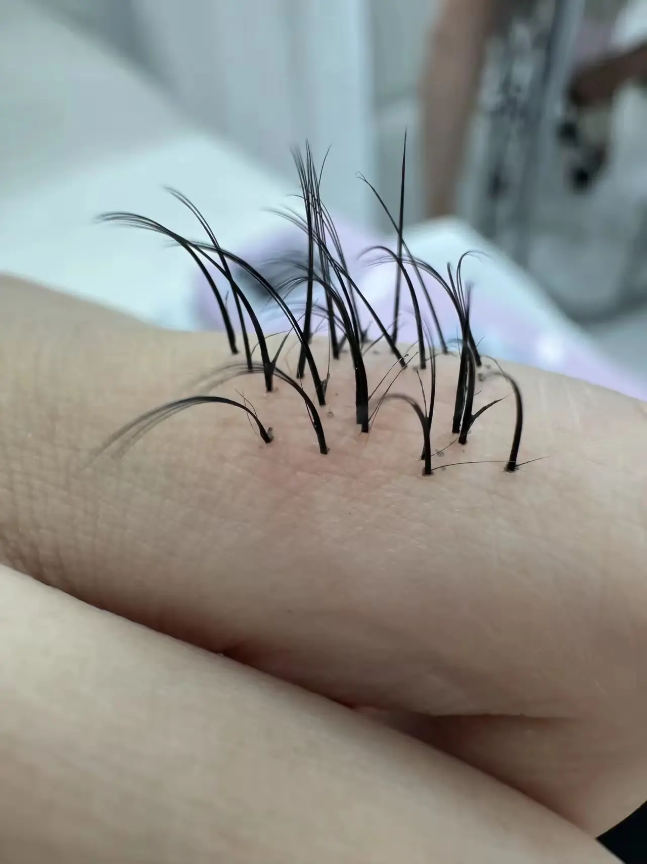学睫毛真痛苦，快坚持不下去了

