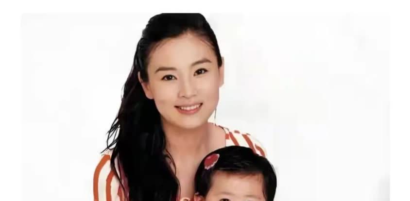 说你们听了可能不舒服，但事实就是，赵明明的家庭也有胆量大声骂女婿英宁，只是人家有