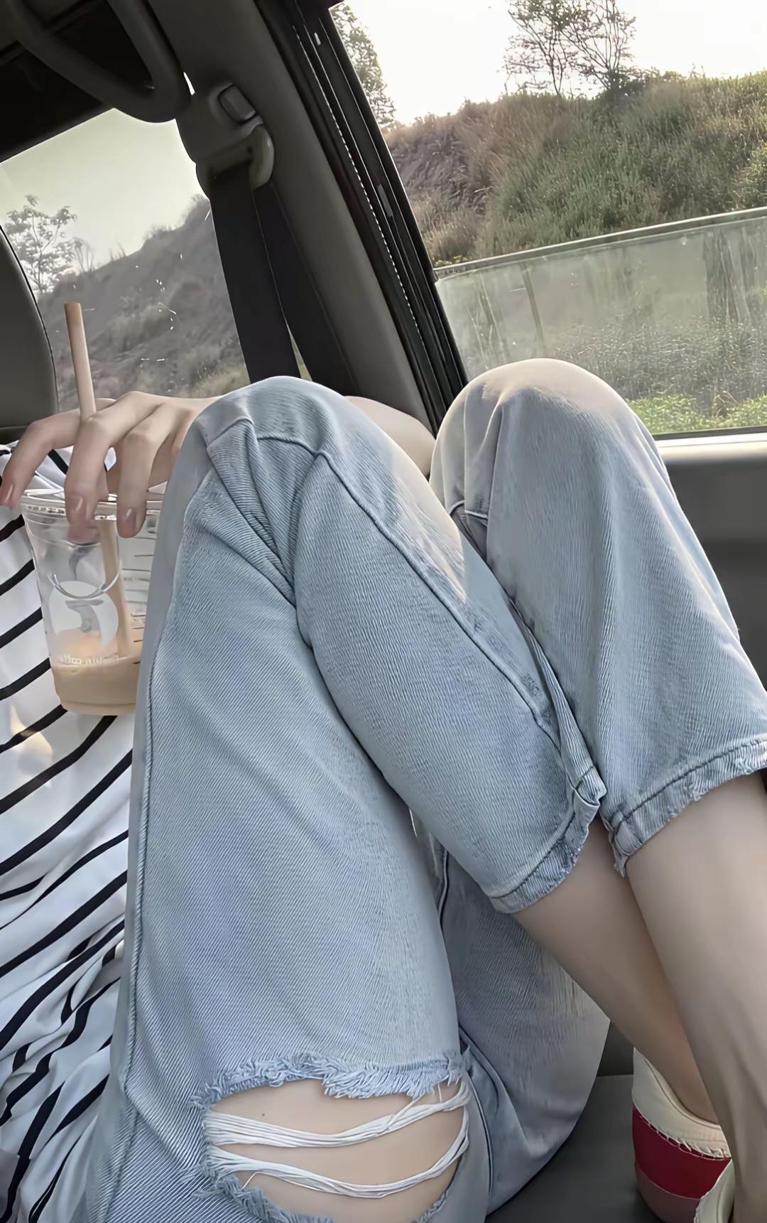 #头号创作者激励计划#
趁现在还年轻，抓紧时间非主流一下，年龄再大的话，都该不好