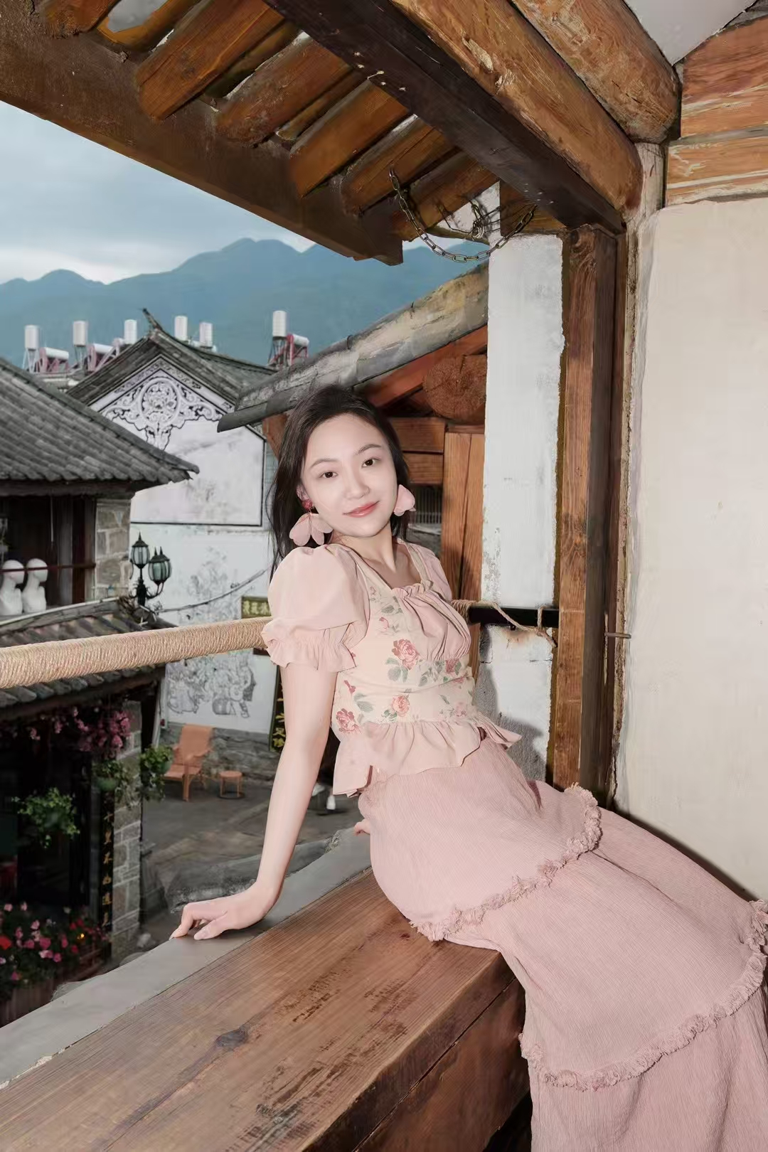 什么时候才能睡觉一翻身就蹭进你的怀里呀。