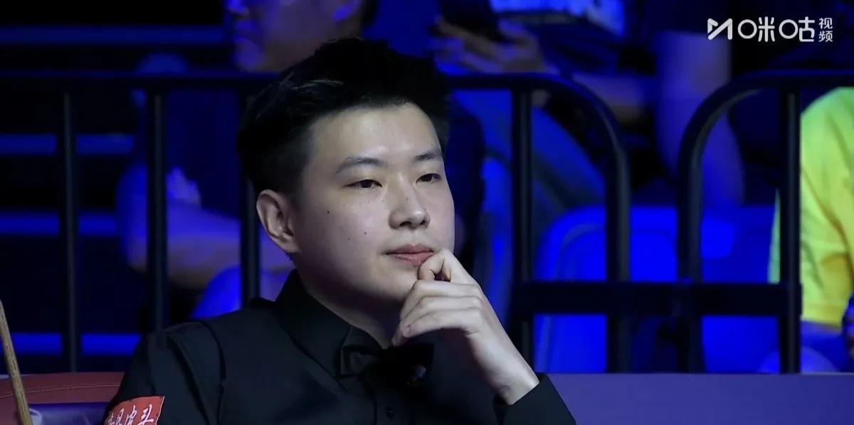 赵心童淘汰“威尔士龙”，晋级武汉公开赛32强！囧哥首轮不敌英国小将出局！
   