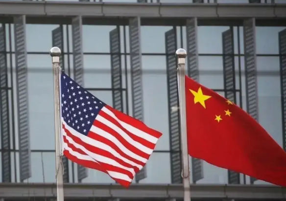 越南和印尼面临艰难抉择！

4月19日美国媒体BBC中文网报道称报道：越南和印尼