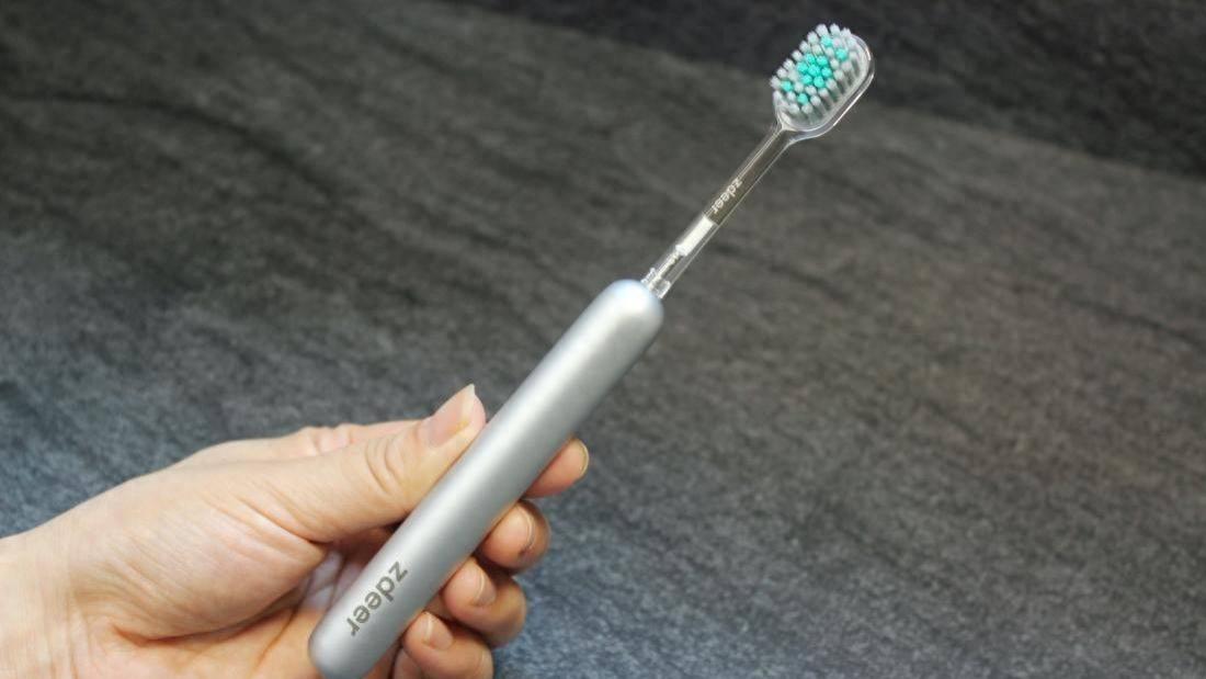 奢华和环保的碰撞，与传统牙刷相比左点轻奢艺术牙刷赢麻了