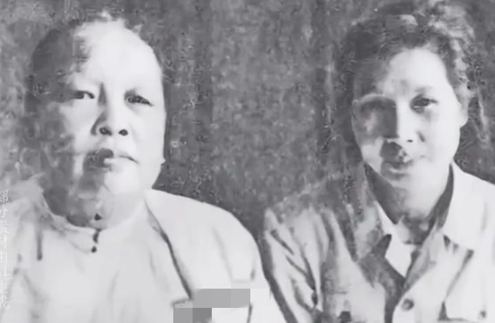 60年代，曾志与母亲的留影，在母亲的影响下，她13岁就去到衡阳省立第三女子师范学