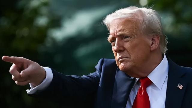 特朗普怎么也没想到，对哈佛下达禁令后，中国大学欢迎人才回流