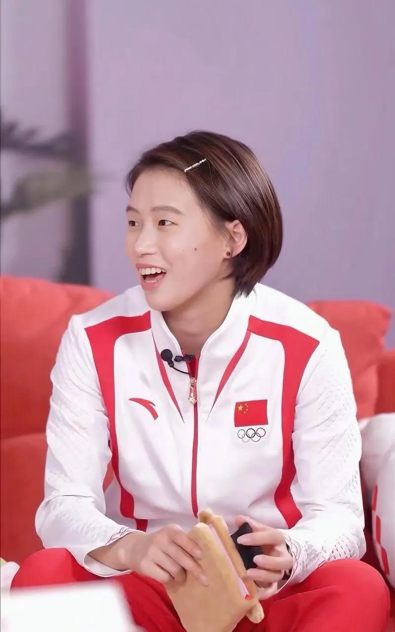 简直是细思极恐啊
原来陈芋汐，
在奥运会结束后，还有过这样的想法。 
陈芋汐说，