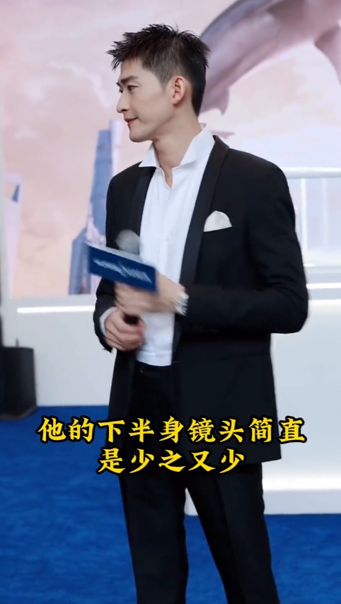 原来这才是导演不拍张翰下半身的秘密。
怎么都没想到，真相竟如此，出人意料。虽然他