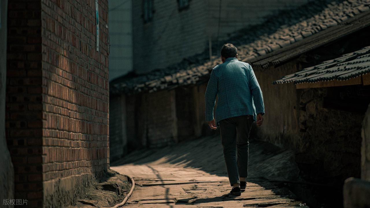 “老而不死是为贼”，老人八旬还在，对子女来说是福吗？