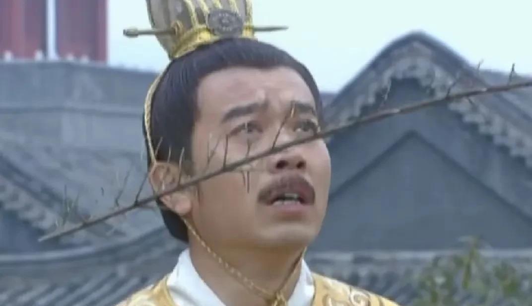若朱标不死，蓝玉不会死，武勋不会死，江南集团不会崛起，大概率不会迁都北京。
所有