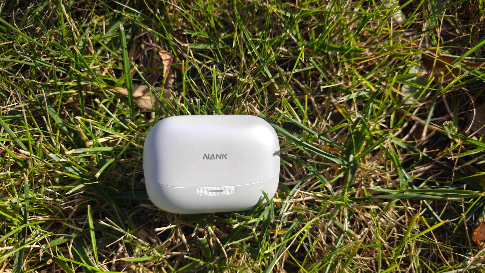 南卡ClipSuper2, 耳夹式耳机终破痛点, 4.8g无感佩戴，听歌+AI双在线