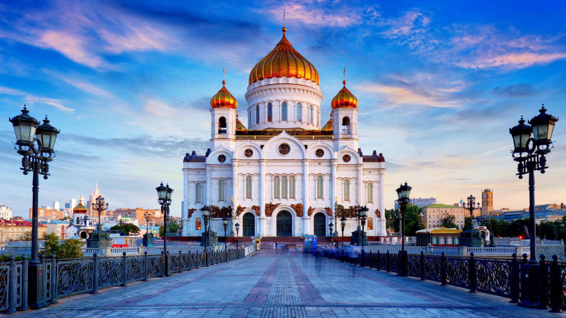 白墙背后的秘密：基督救世主大教堂隐藏着什么？