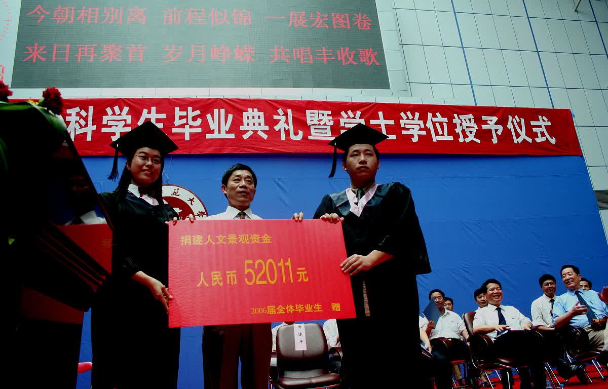 你知道吗？为了抢到哈佛的生源，各国简直是拼了老命了！这背后到底藏着啥秘密？

