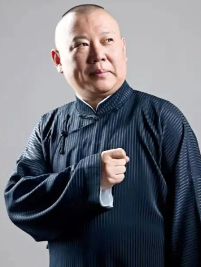 德云社郑好揭秘曹云金示好郭德纲的内幕！刚刚郑好直播时表示:曹云金真的不是变成熟了