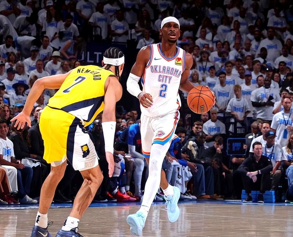 NBA总决赛G2中，步行者客场以107-123不敌雷霆，大比分1比1平。

步行