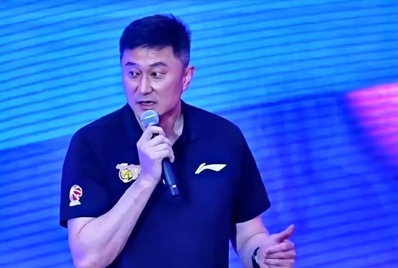 别再盯着四川了，全运会广东男篮才是最大黑马！
近期全运会男篮预选赛，四川男篮因集
