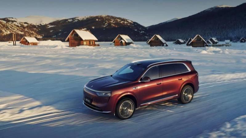 当严寒遇上“新豪华”，问界M8为出行焦虑提出终极解法