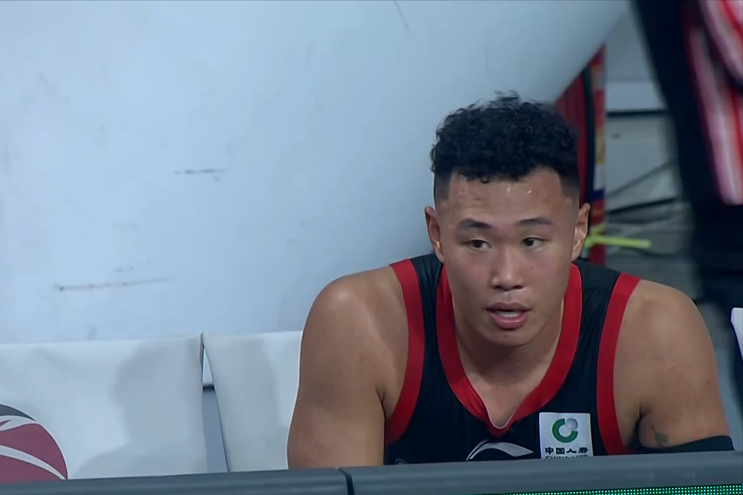 CBA新年大战：廖三宁大战贺希宁，六人上双，全部是外援