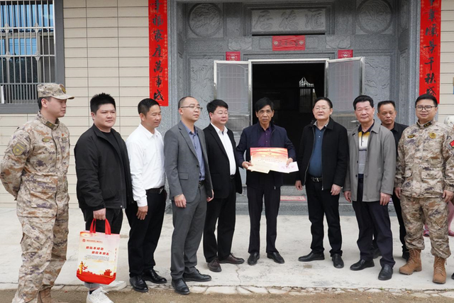 惠来：喜报入户暖军心 拥军优属显温情