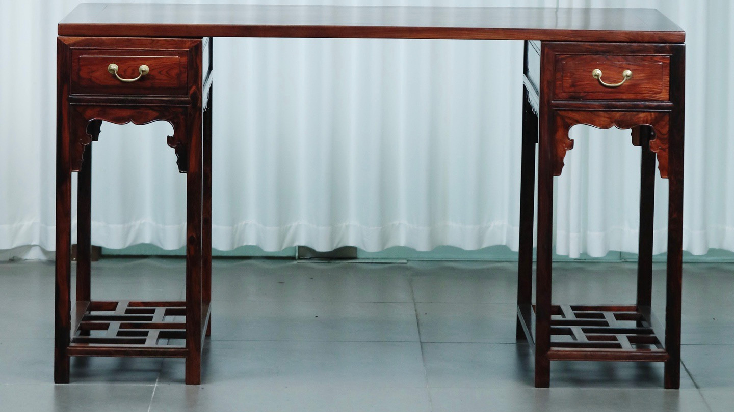 大师匠心重器，海南黄花梨油梨书枱