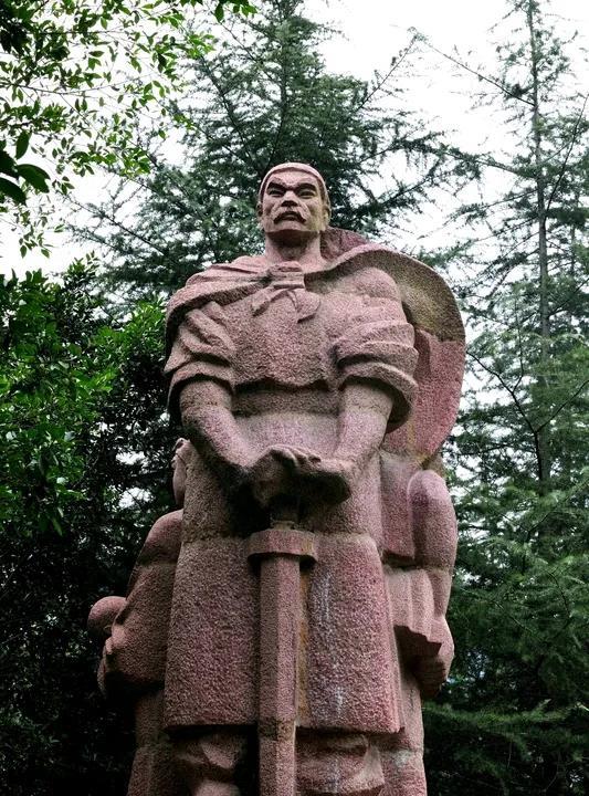 石达开为什么不救九江？

第一，湘军是铁了心要打九江，石这时已经离开天京，虽