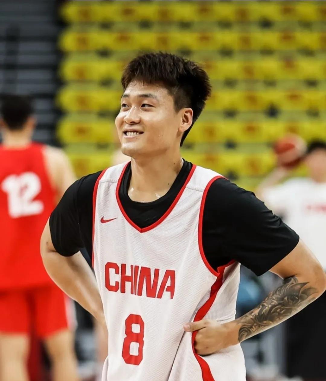 队长不是选人缘，是选能扛事的人！
赵睿站C位，没人不服
资历？从亚锦赛打到世界杯