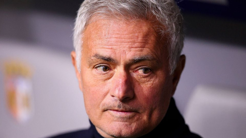 穆里尼奥葡超19场不败！本菲卡2-2亿元豪门，4线作战，魔鬼赛程来袭