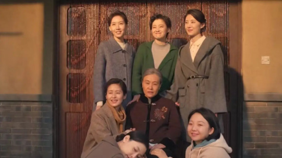 六姊妹：发现老六最蠢笨无能