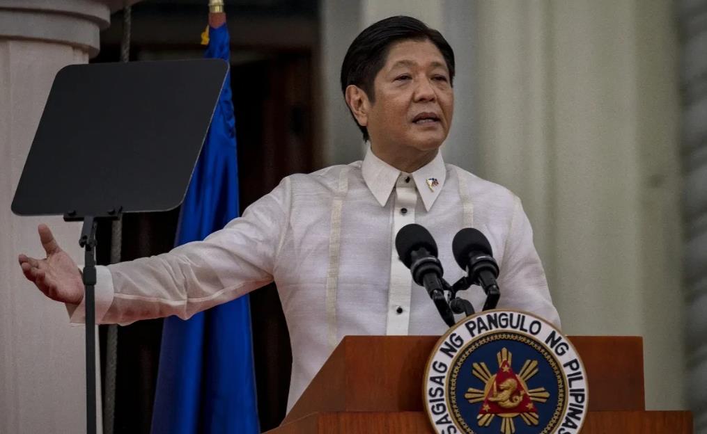 还没跟特朗普见上面，菲律宾跟热锅上的蚂蚁似的！小马科斯正排队等着特朗给机会见面。