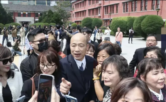 韩国瑜成了这次国民党反罢免的大救星，据岛内媒体传来消息，“立院”马上要休假了，可