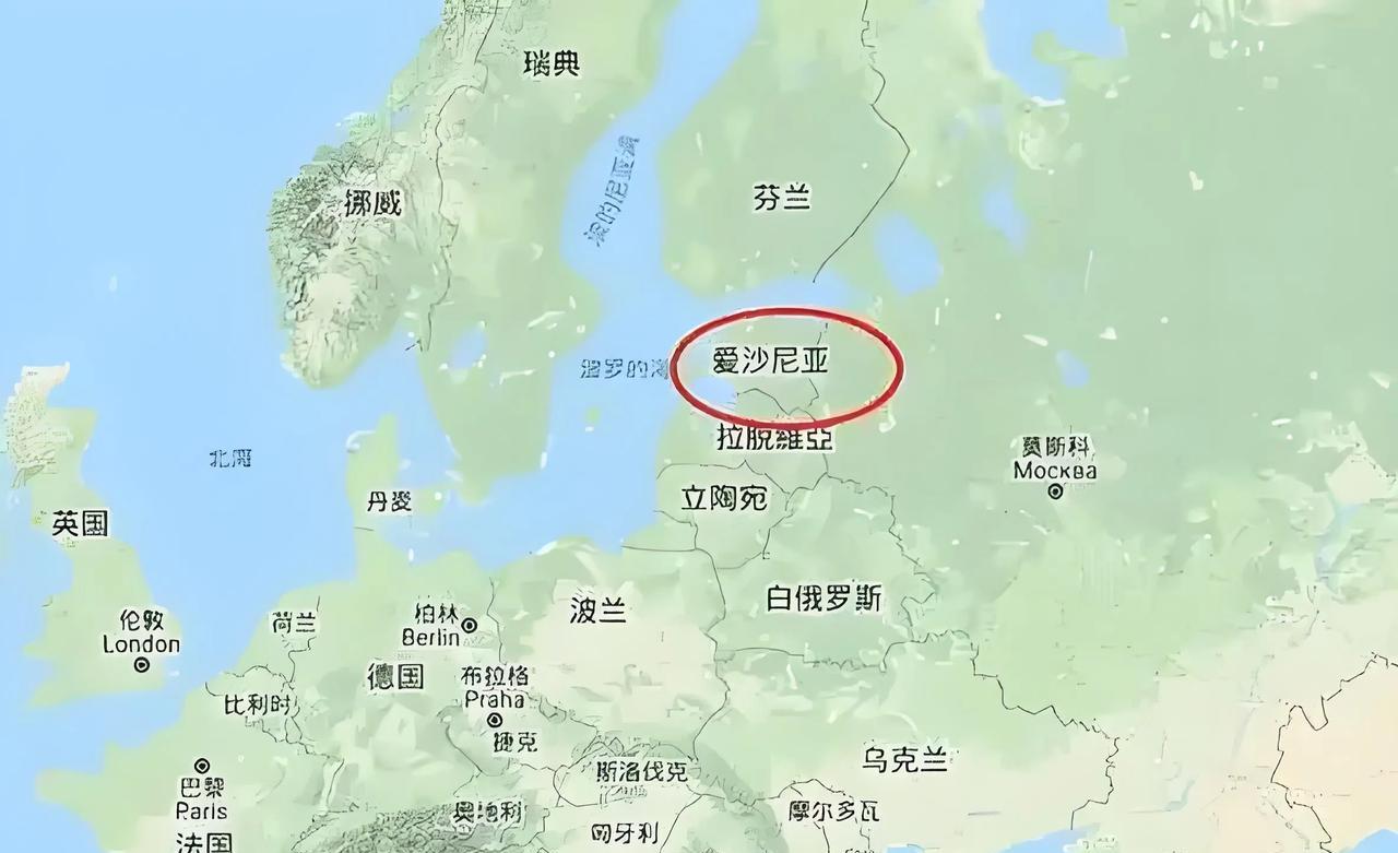 爱沙尼亚硬刚俄罗斯。
爱沙尼亚东部城镇纳尔瓦与俄罗斯就隔着一条纳尔瓦河，是波罗的
