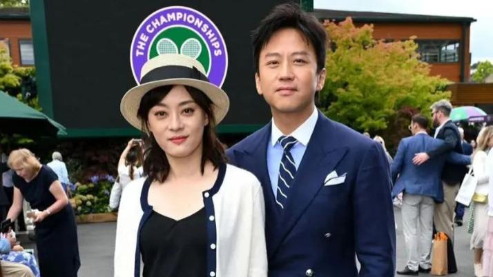 孙俪在英国终于变时髦了，一身贵族穿搭好洋气，女人果然要打扮