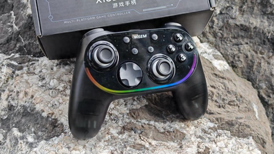 BGM一响起，玩的不仅是游戏更是情怀——西圣GC1游戏手柄评测