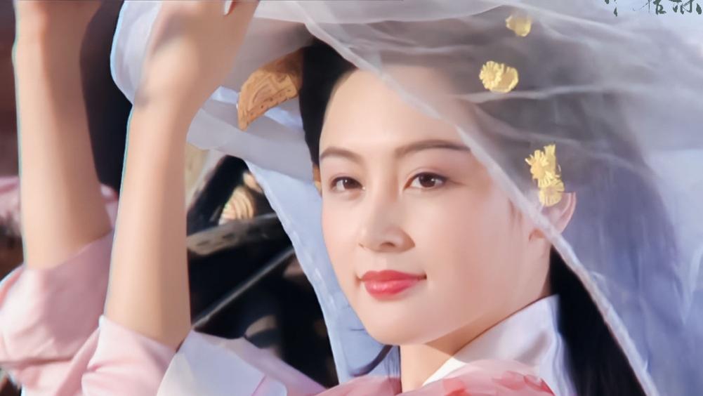 陈红也没想到，费心养大的25岁儿子，竟成了陈凯歌的绝佳“招牌”