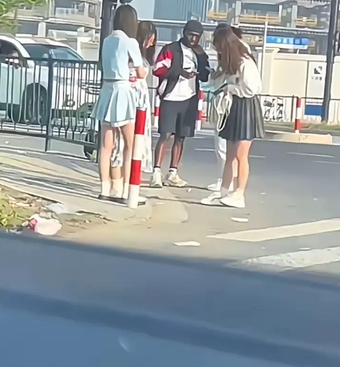 大家看清楚，避免入坑!！