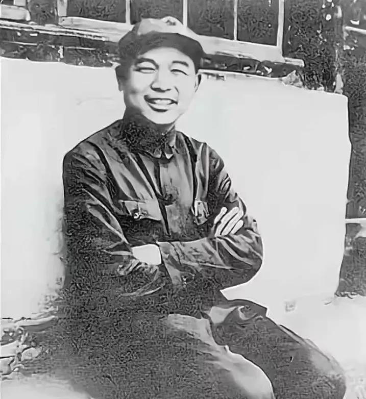 慈不掌兵，这是永远的真理。
当年徐海东大将带着红25军长征，部队因为长时间急行军