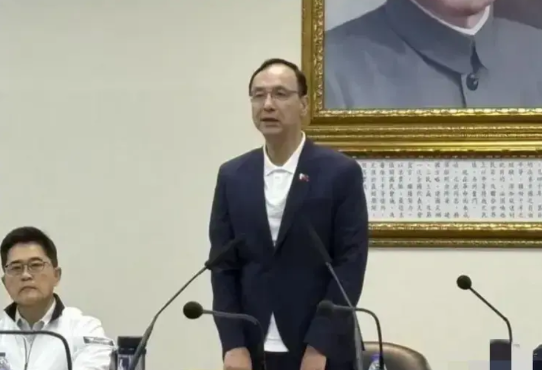 朱立伦的“妙策”彻底沦为了笑谈

14日，发起罢免原住民绿营民代伍丽华的领衔者张
