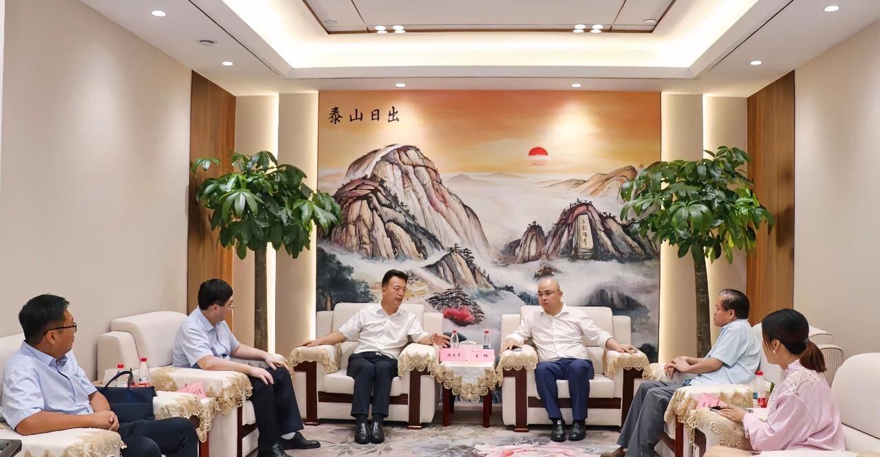 #高看品牌# 9月9日，山东国投公司党委副书记，山东人才集团党委副书记、总经理杨