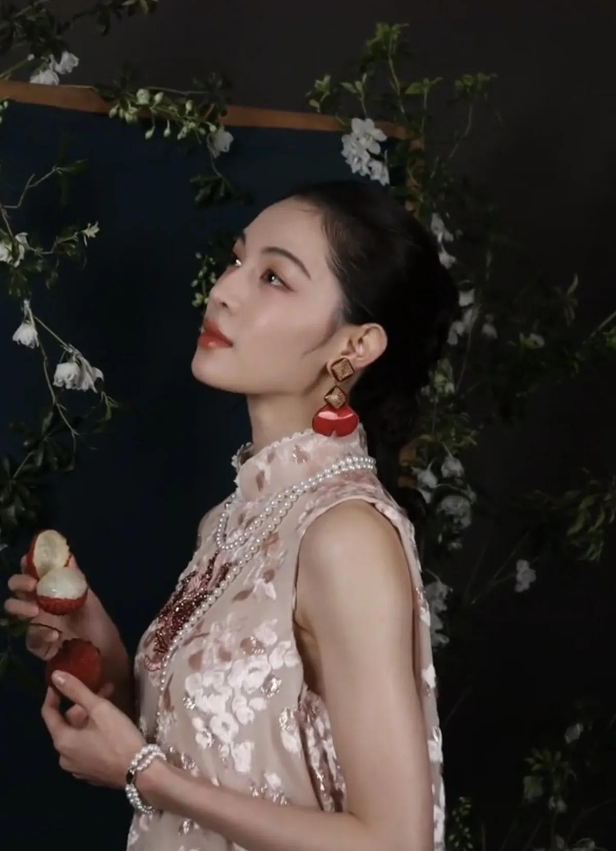 西关千金大小姐[干饭人]明媚大气[比心]经典的广东形象[舔屏]民国太太[赞]娱乐